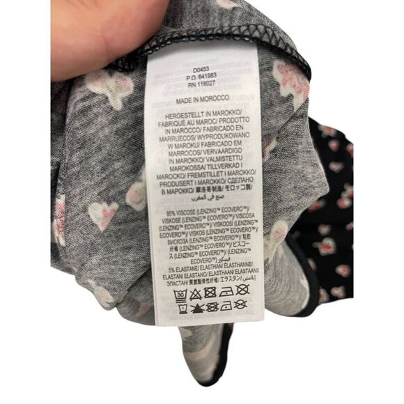 Boden Womens Dress UK 12P US 8P Fit & Flare Black Floral Midi V-Neck D0453 NWT - Picture 6 of 12